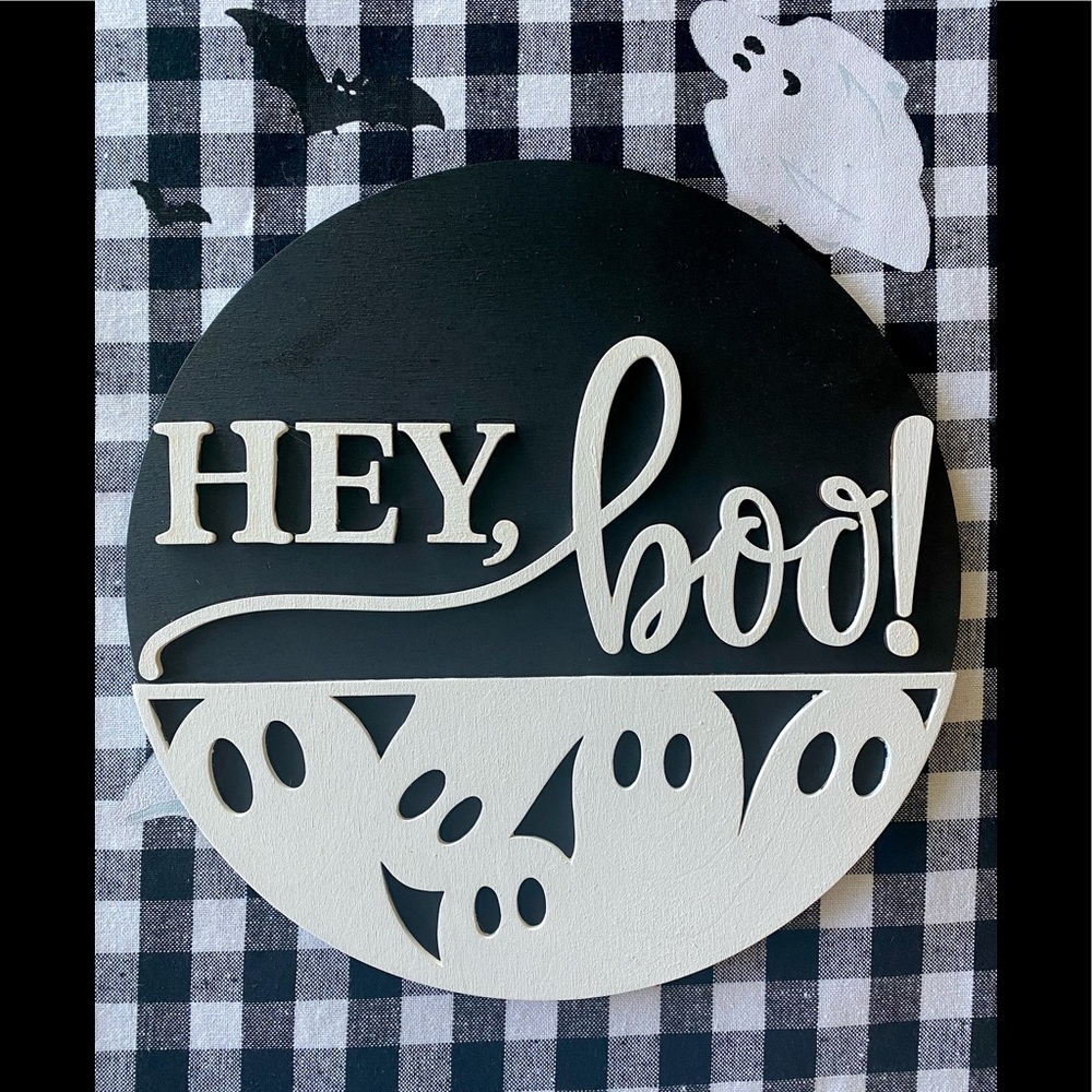 Hey Boo! Wood Halloween Sign